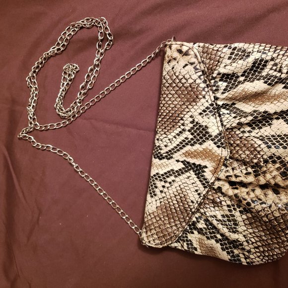 python snake print crossbody purse - Picture 2 of 4
